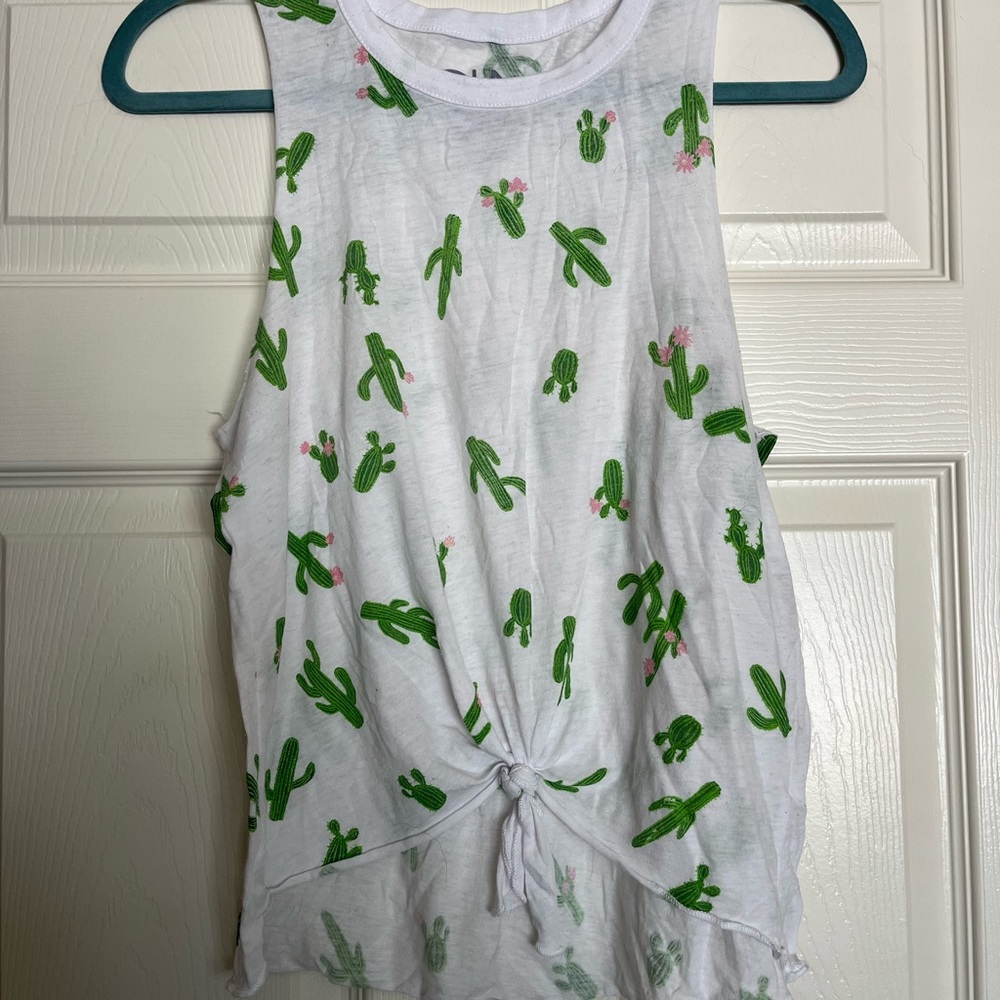 Chaser Tie Front Cactus Tanktop